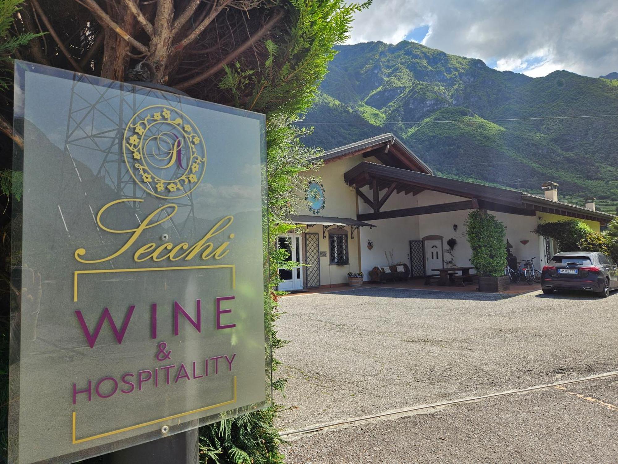 Relais Divino Ala Exterior foto